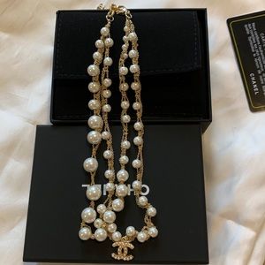 Chanel Double pearl necklace
